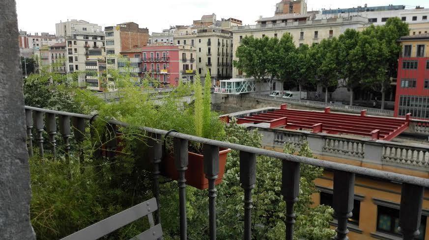 Bed & Breakfast Bells Oficis Girona Exterior foto